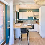 Vauban: With Parking Apartament *
